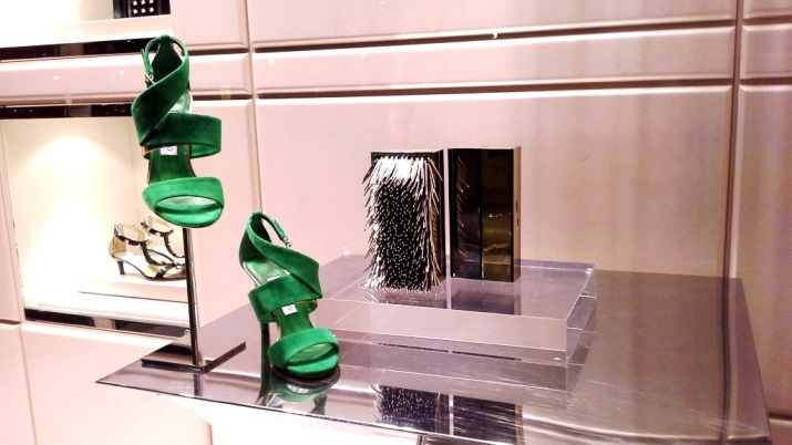 JIMMY CHOO ESCAPARATE BARCELONA LUXE www.teviacescaparatismo.com (2)